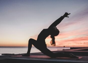 Yoga for Beginners: Easy Poses and Wellness Tips for a Healthy Life